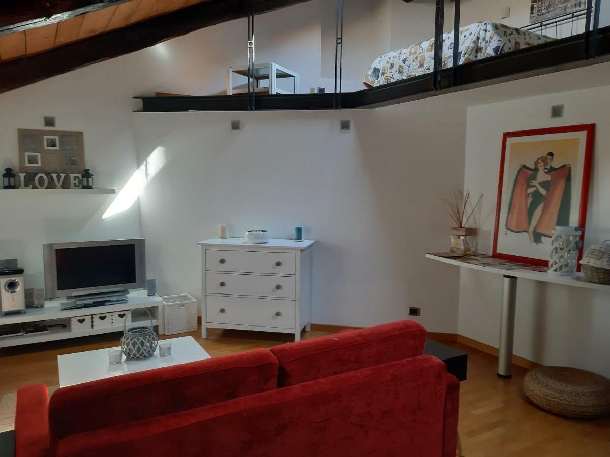 Casa Alfieri A 100 M Da Via Roma