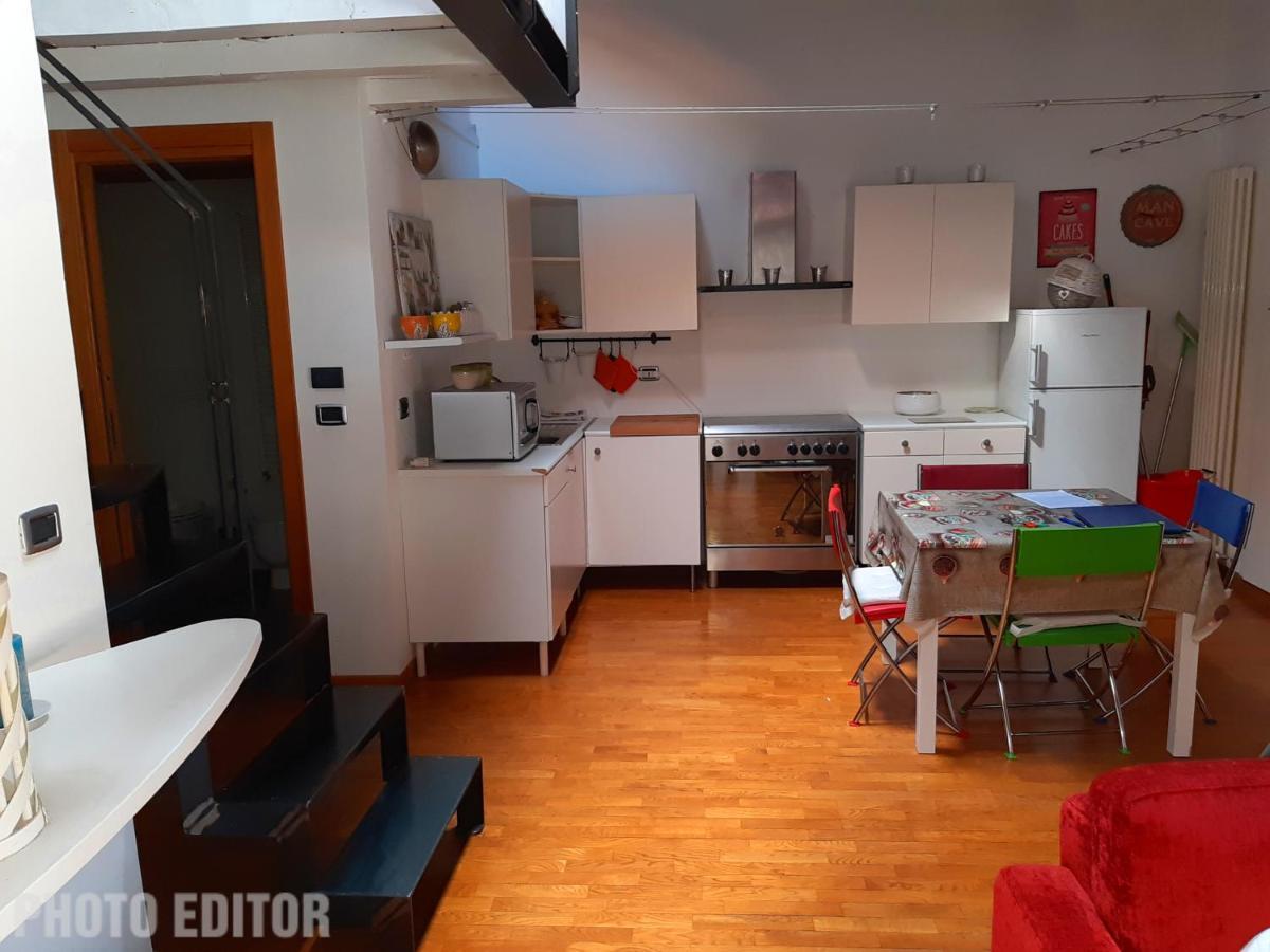 Casa Alfieri A 100 M Da Via Roma Apartamento